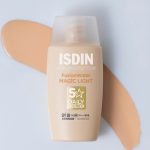 کرم ضد آفتاب ایزدین فیوژن واتر مجیک لایت ISDIN Fusion Water MAGIC Light SPF 50 کلبه نیک